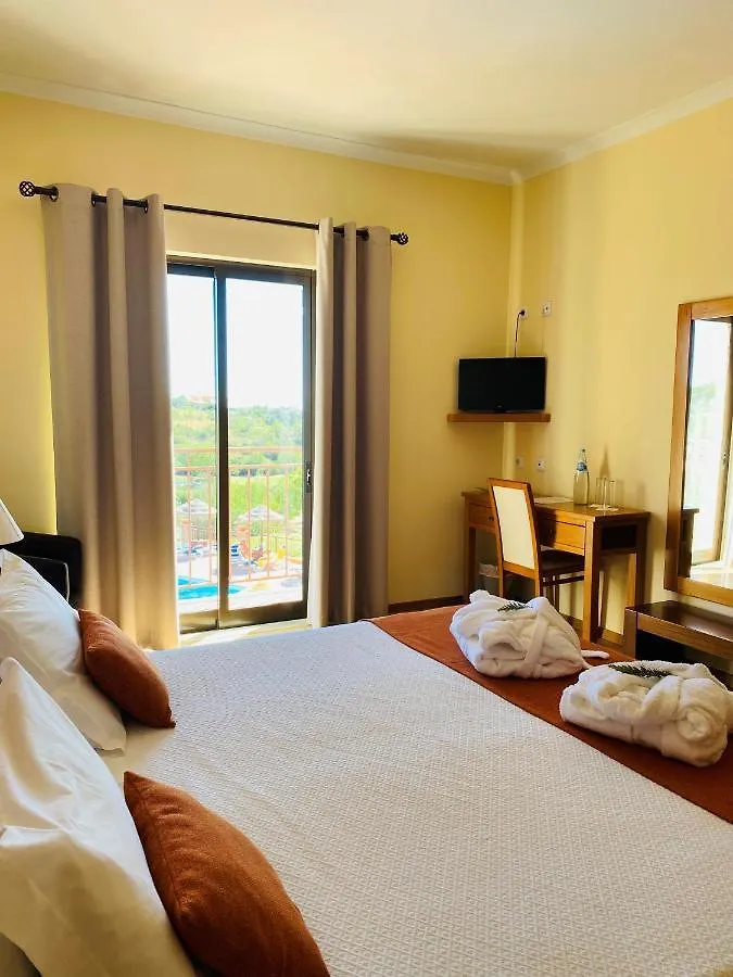 Quinta Dos Poetas Nature Hotel & Apartments Pechao