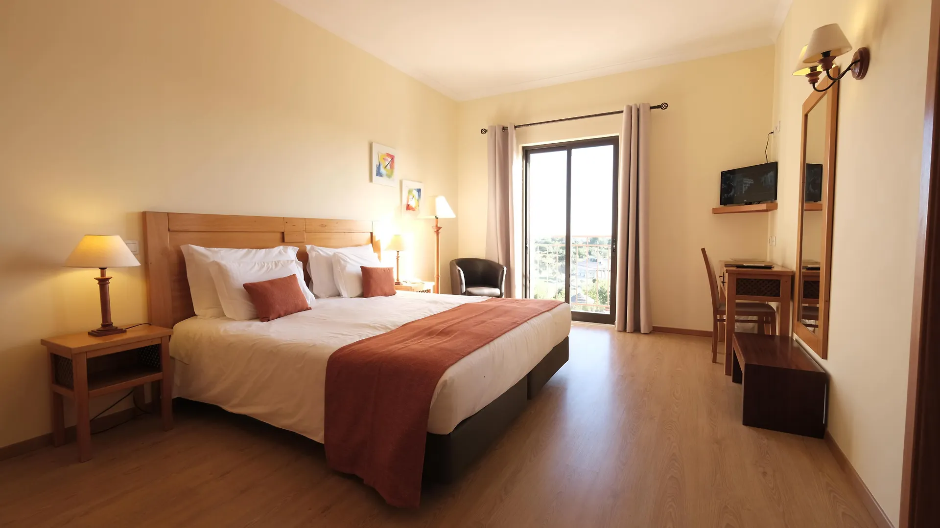 Quinta Dos Poetas Nature Hotel & Apartments Pechao