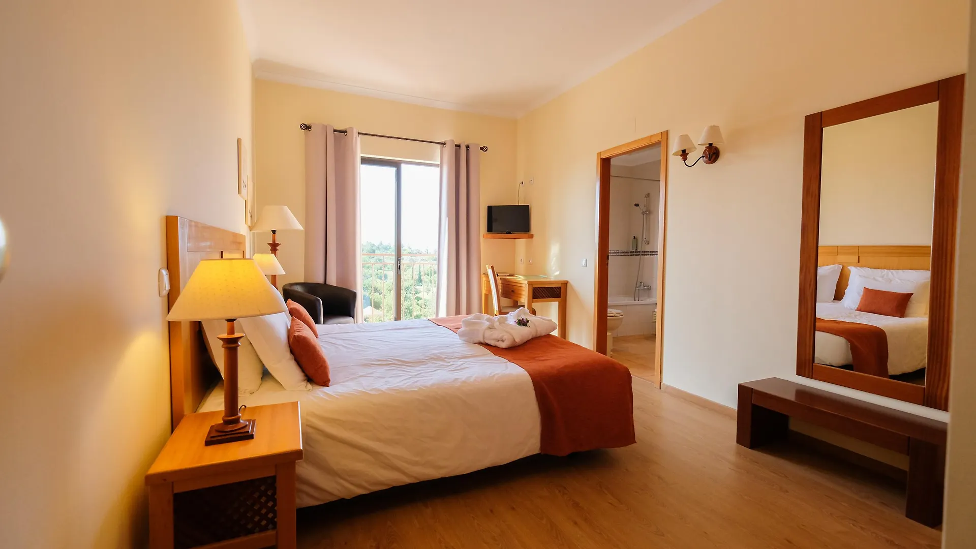 Quinta Dos Poetas Nature Hotel & Apartments Pechao Portugal