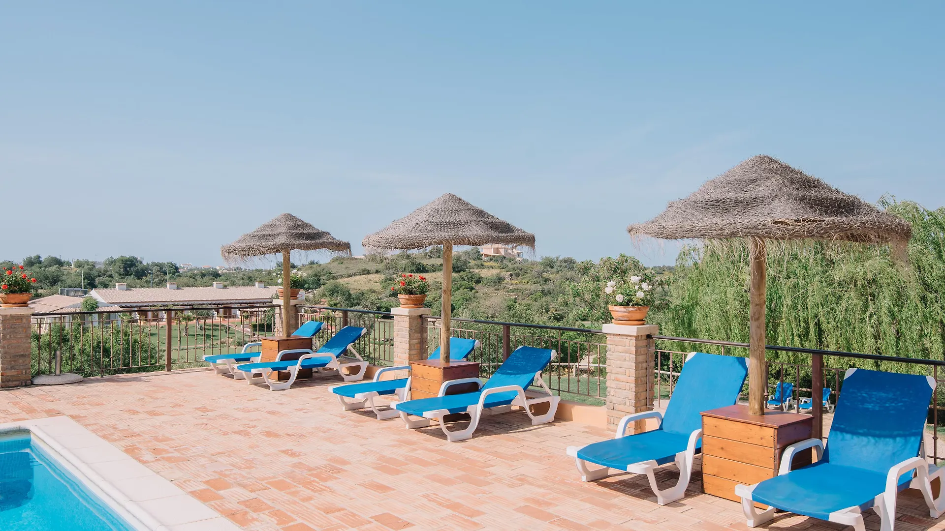 Quinta Dos Poetas Nature Hotel & Apartments Pechao