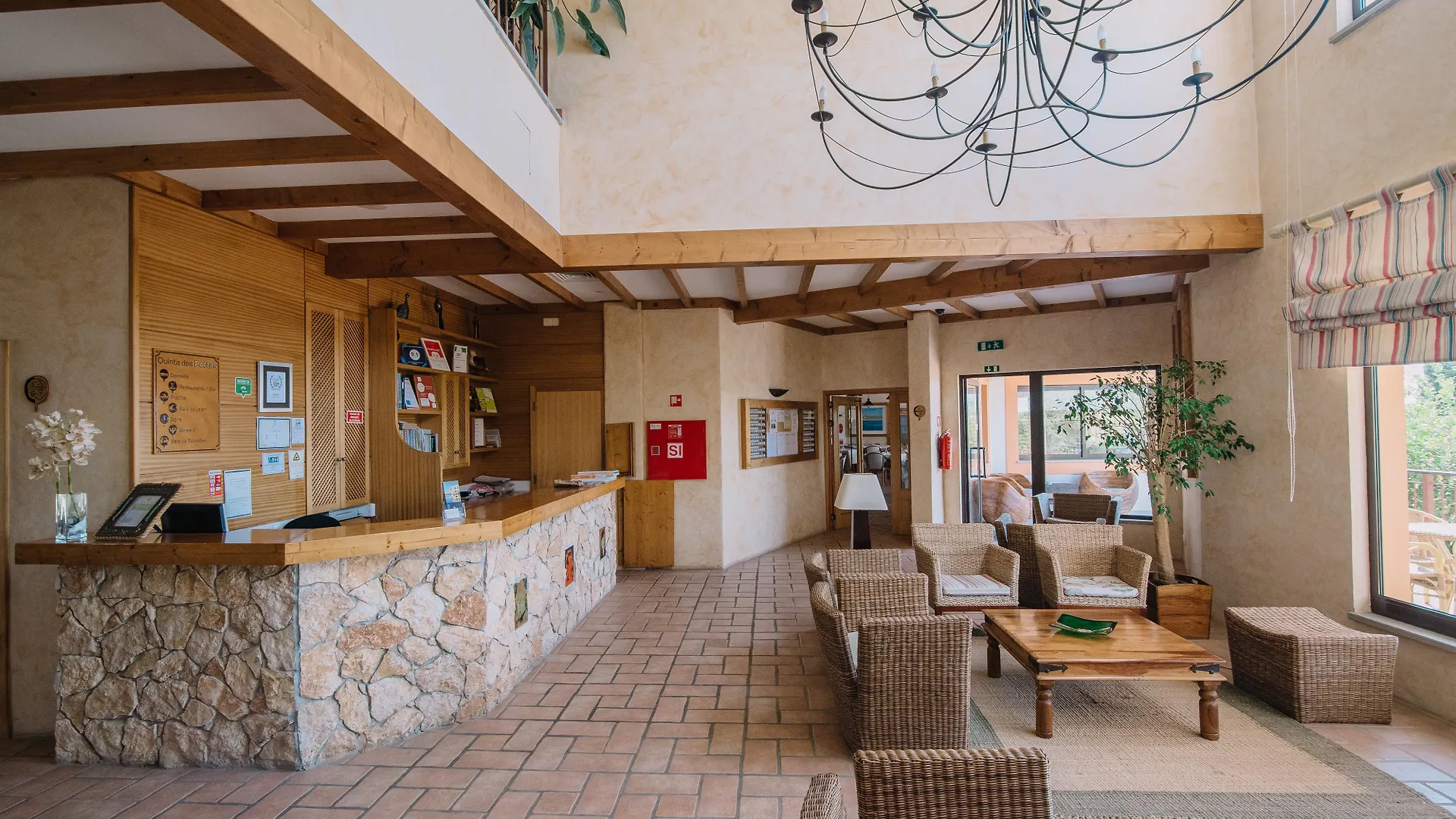 Quinta Dos Poetas Nature Hotel & Apartments Pechao