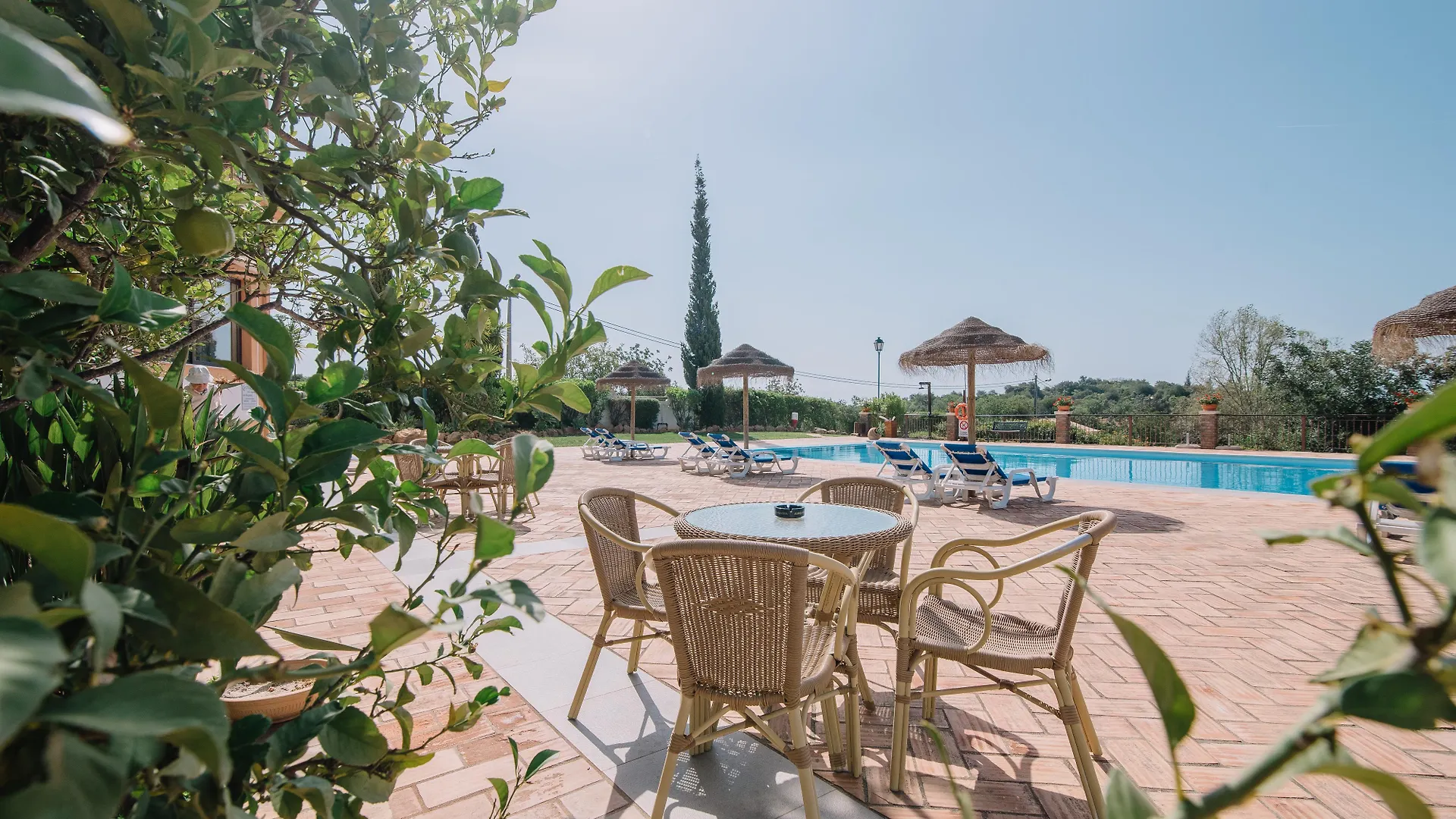 Quinta Dos Poetas Nature Hotel & Apartments Pechao