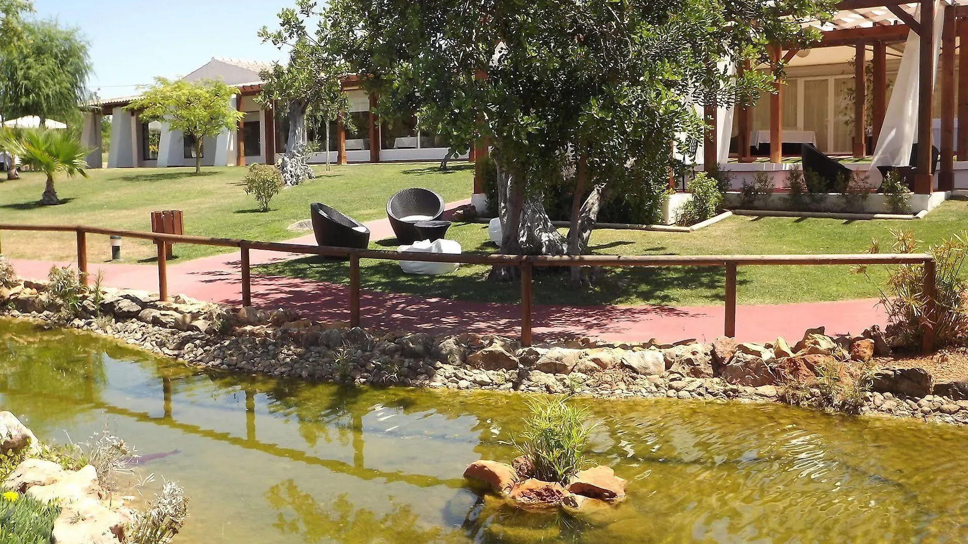 Quinta Dos Poetas Nature Hotel & Apartments Pechao